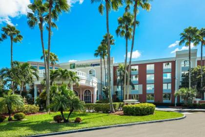 Holiday Inn Express Miami Airport Doral Area an IHG Hotel - image 1